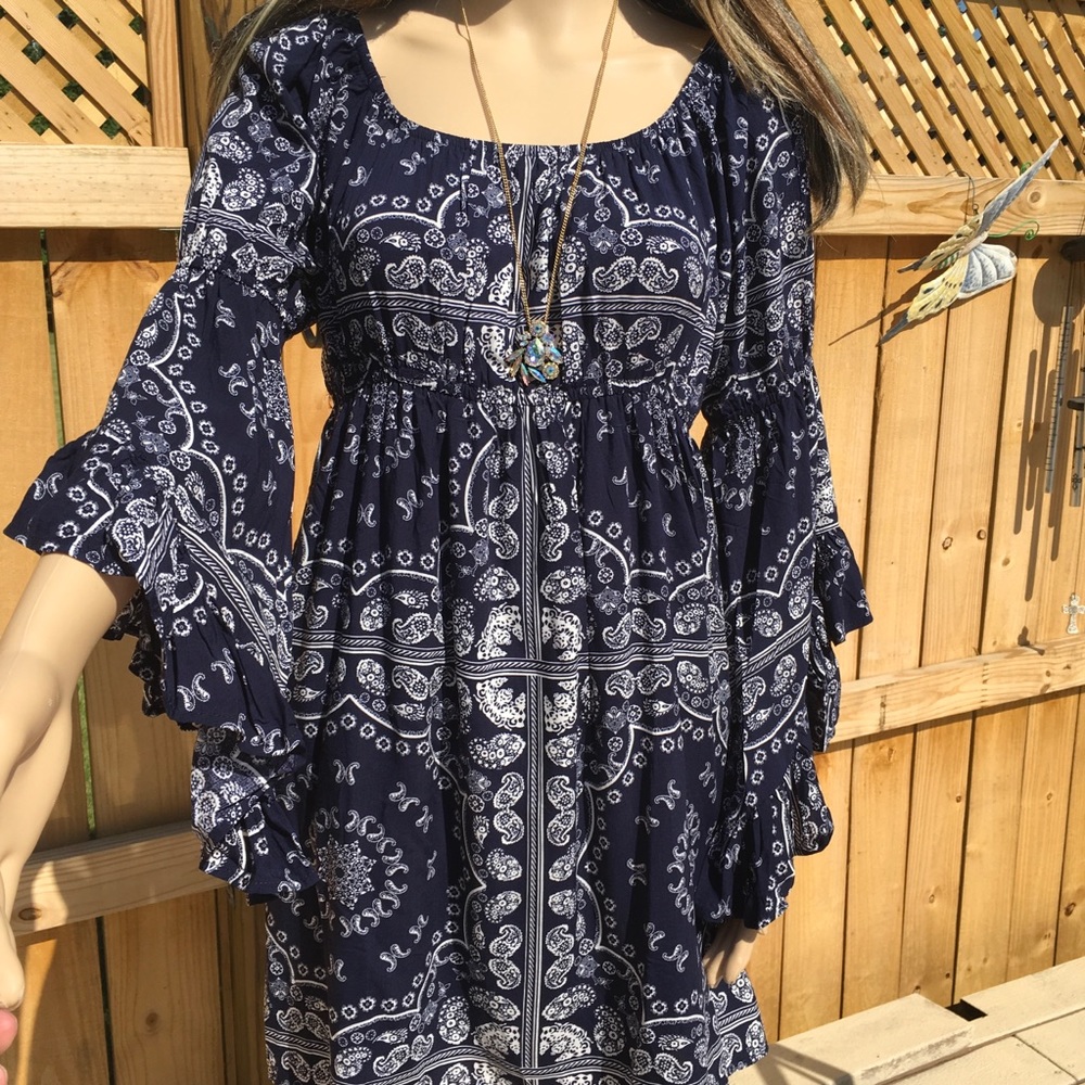 sale BELL SLEEVE @ ELBOW   1 left - Picture 4 of 7